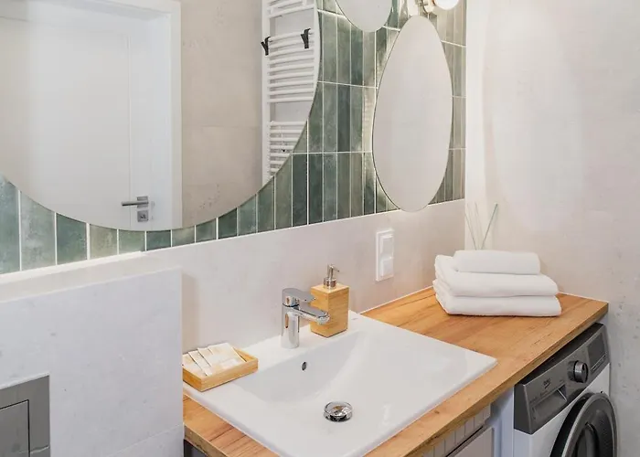 Totu Niepodleglosci 736 Portal Blue Сопот