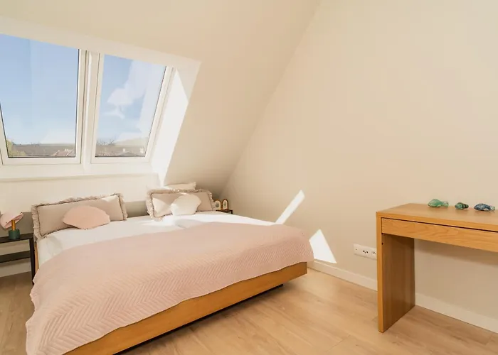 Totu Niepodleglosci 736 Portal Blue * Сопот